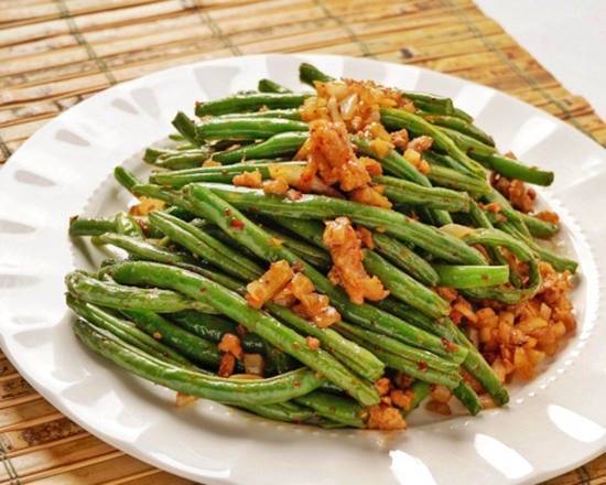 38. String Bean with Spicy Minced Pork 乾煸四季豆